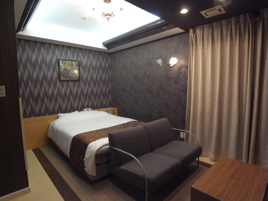 ホテル カルネヴァール 男塾ホテルグループ (Adults Only) Himeji Eksteriør billede